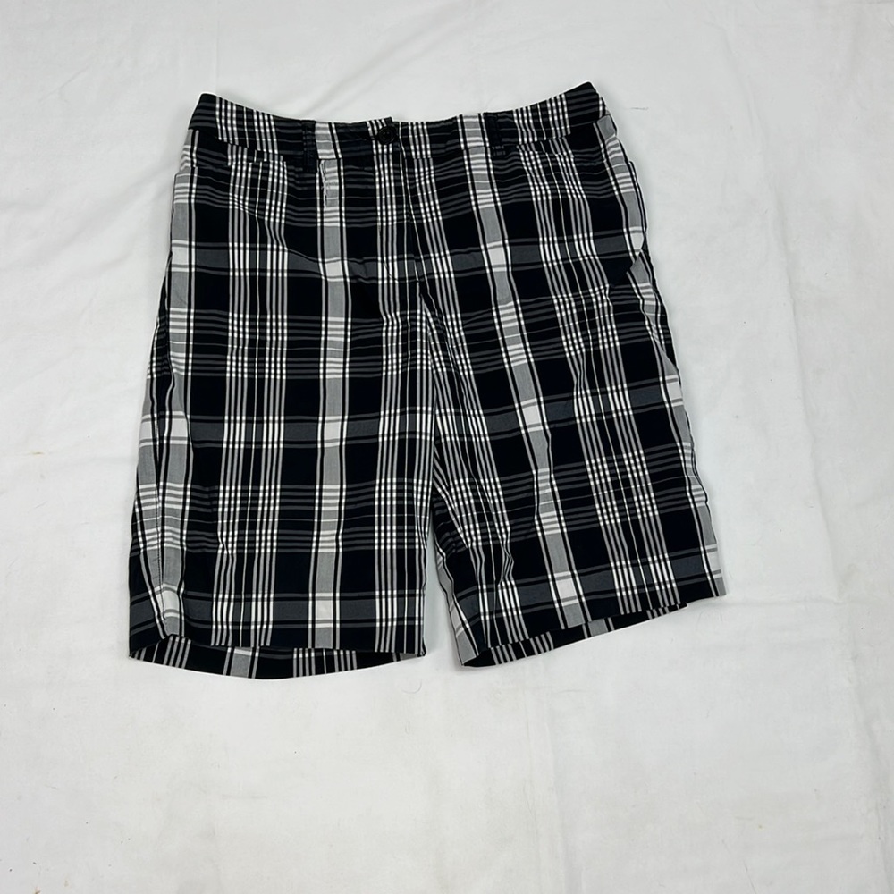 #1034 Anne Klein Sport White and Black Plaid Shorts | Size: 8